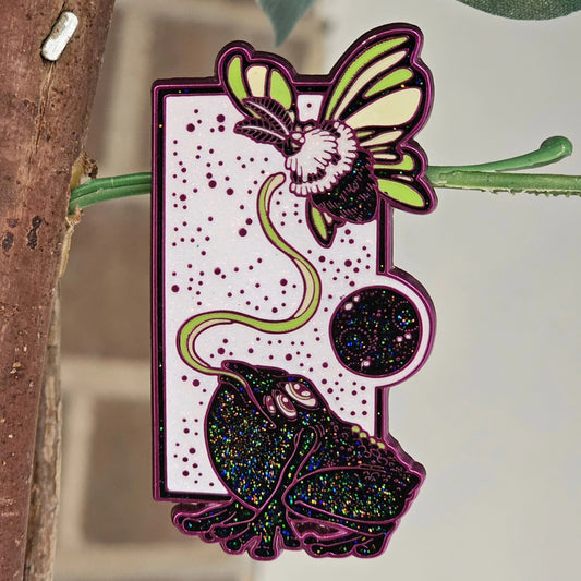 Frog & The Moth - LE15